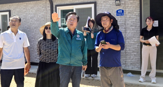 안동시는 산불 이재민 선진이동주택에 대한 폭염 및 호우 대비 현장점검을 마무리 했다. 안동시 제공