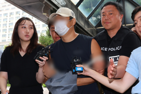 부모·형 살해한 30대 막내, 구속 기소…