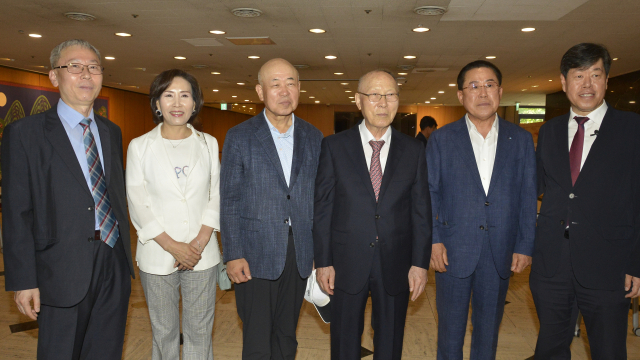 서울시와 안동시는 상생협력 사업의 하나로 5일부터 31일까지 서울역사박물관에서 광복 80주년과 석주 선생 대한민국임시정부 국무령 취임 100주년을 맞아
