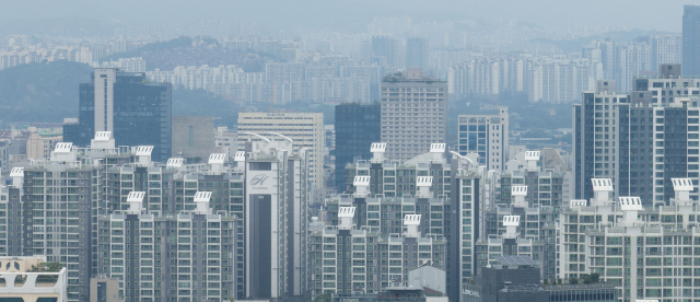 대출 규제 한 달…서울 상승·지방 하락 '두 갈래'