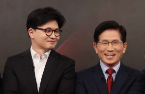 한동훈 전 국민의힘 대표, 김문수 전 고용노동부 장관. 연합뉴스