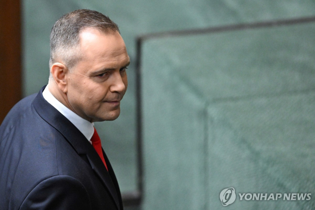 카롤 나브로츠키 폴란드 새 대통령. 연합뉴스