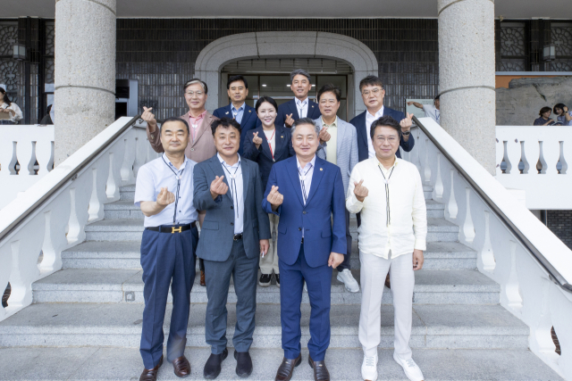 경상북도의회 문화환경위원회. 경북도의회 제공