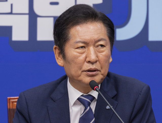 더불어민주당 정청래 대표가 11일 국회에서 열린 최고위원회의에서 발언하고 있다. 연합뉴스