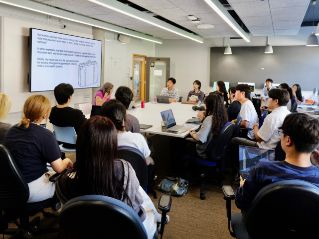 경일대 사진영상학부는 영국 웨스트민스터대에서 