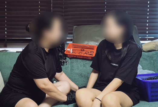 [이웃사랑]가난의 굴레에 갇힌 골괴사증 엄마의 눈물