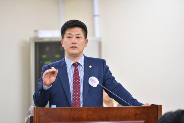 배형태 김천시의회 행정복지위원장. 김천의회 제공