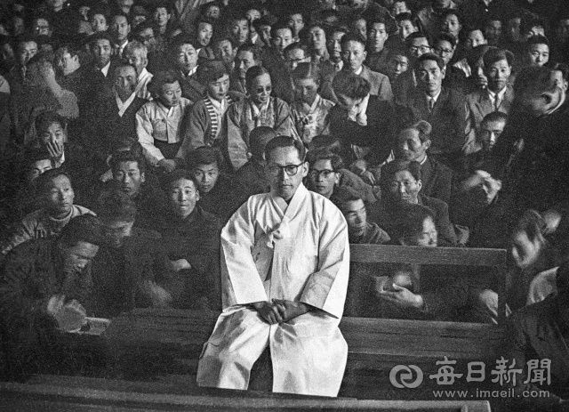 1955년 11월 8일, 