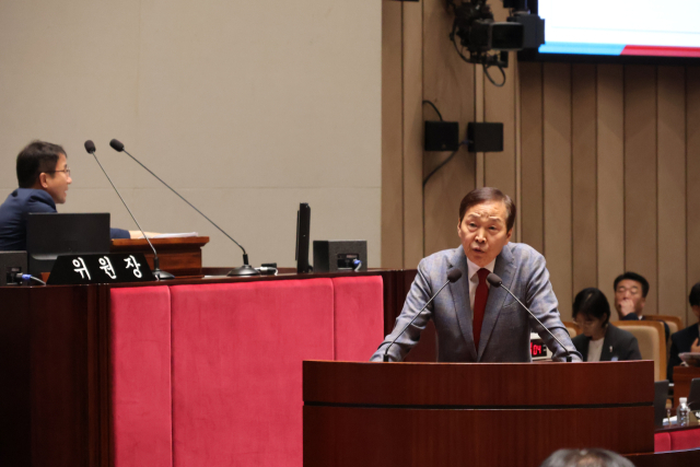 김기웅 국민의힘 의원(대구 중남구)이 25일 국회에서 열린 예산결산특별위원회 종합정책질의에서 국방부·외교부 장관을 향해 