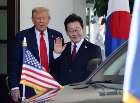 이재명-트럼프, 관세·안보 '담판'…한미 '빅딜' 성사될까