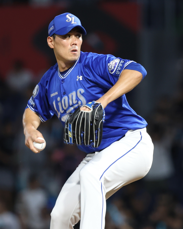 삼성 라이온즈 김재윤의 투구 모습. 삼성 제공