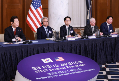 가스公, 10년간 미국산 LNG 도입…한수원, SMR 설계·건설 4자 MOU