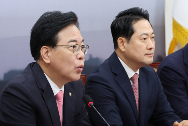 국민의힘 송언석 원내대표가 28일 서울 여의도 국회에서 열린 최고위원회의에서 발언하고 있다. 연합뉴스