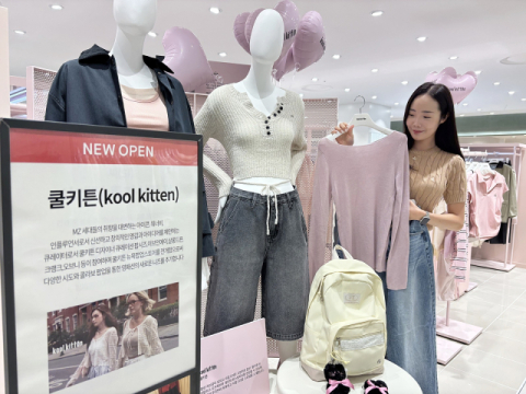 [포토뉴스] 롯데백 상인점에 여성 패션 셀렉트숍 '쿨키튼' 입점 