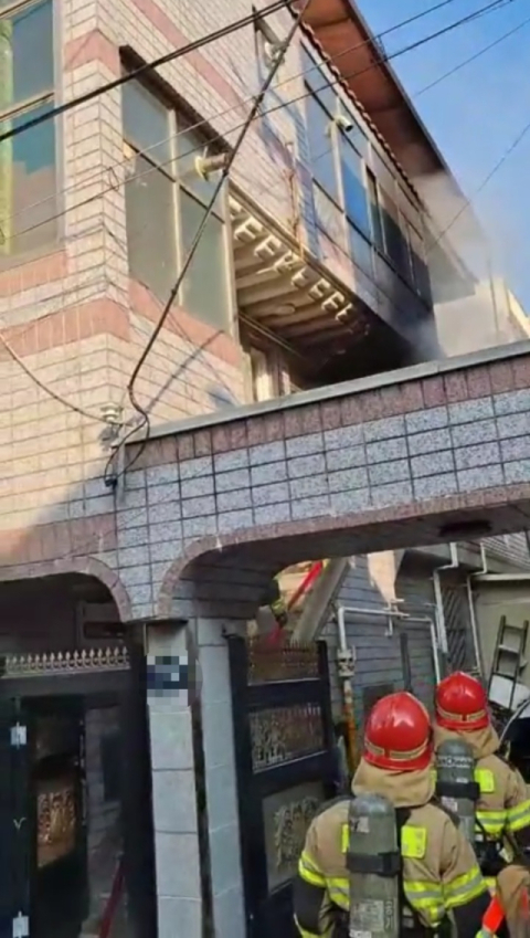 대구서 모녀 숨진 주택 화재 현장감식…