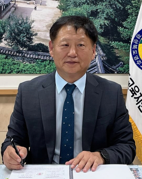 [인물수첩] 이용택 신임 영주교육장