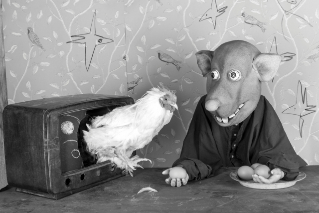 © Roger Ballen, Roger The Rat, Lured, 2016, 78x102cm