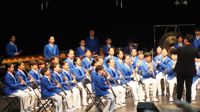 대구 관천초 교내 오케스트라단이 지난달 15일 경기도 여주시 세종국악당에서 열린 