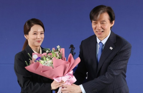 조국, 강미정 폭로에 첫 입장 