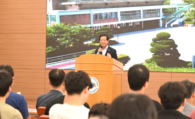 구인모 거창군수 한국승강기대학에서 강연을 했다.거창군 제공