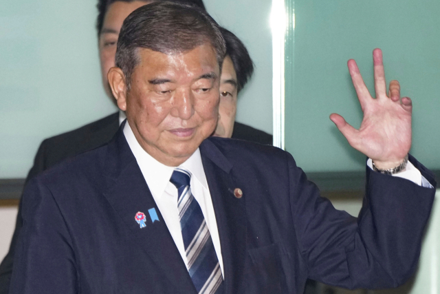 일본 총리 이시바 시게루가 7일 총리실에서 기자회견을 열고 총리 사임 의사를 표명했다. 연합뉴스
