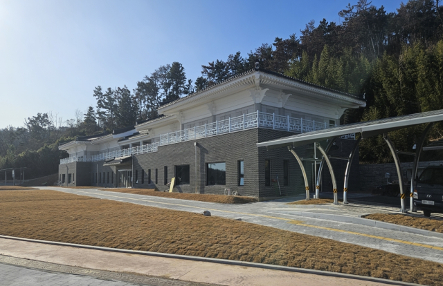 준공을 앞둔 경주시 문무대왕 해양역사관 전경.경주시 제공