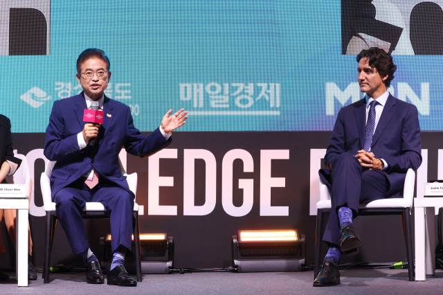 이철우 경북도지사(사진 왼쪽)가 9일 오후 열린 