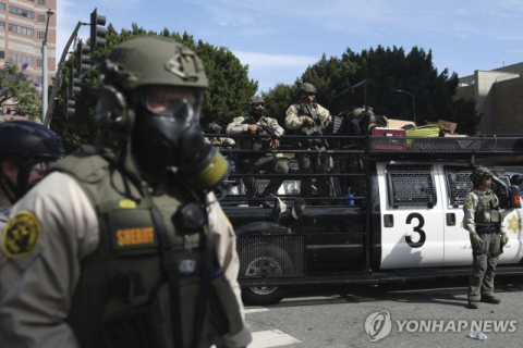 하급심 뒤집은 美대법, LA서 '이민자 무작위단속' 허용