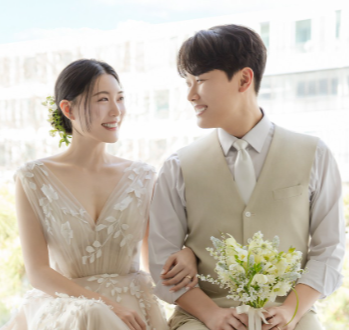 신랑 류동우 신부 금수민