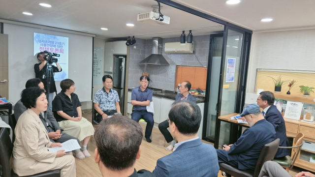 10일 오후 대구 달서구 이곡동 와룡배움터에서 성서소각장 2,3호기 관련 정책토론회가 열렸다. 김지수 기자