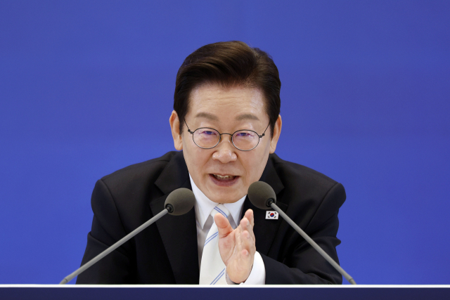 이재명 대통령이 11일 청와대 영빈관에서 열린 취임 100일 기자회견 