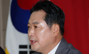 '조희대 사퇴론'에 탄핵 거론…與 사법부 길들이기 심화