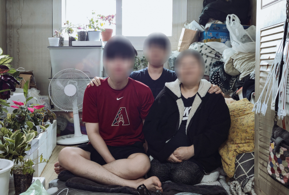[이웃사랑] 극심한 가정 폭력 시달려 몸·마음 엉망인 가족