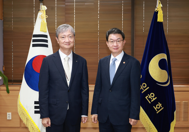 이억원 금융위원장·이찬진 금감원장 회동…감독체계개편은 원론적 입장만