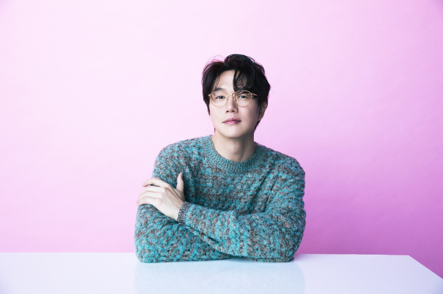 가수 성시경. 에스케이재원 제공