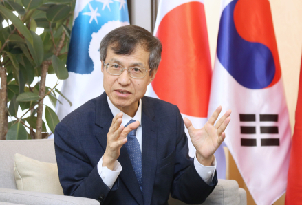 [출향인을 만나다] 이희섭 TCS 사무총장…한·일·중 3국은 생활·경제공동체