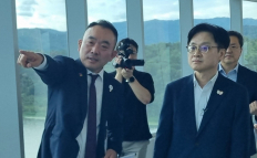 김정관 장관, APEC CEO 서밋 행사장·화장실까지 점검