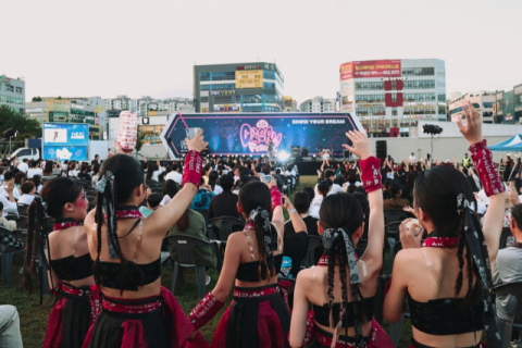 [르포] 실내 박차고 나온 'LG 드림페스티벌' 본선…함성과 열정 '가득'