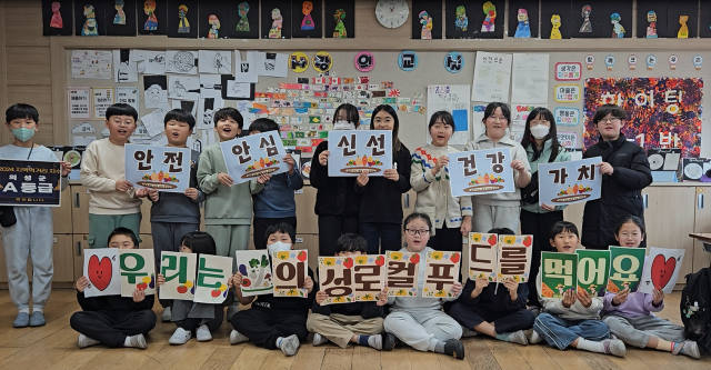 의성군은 지역 농산물의 경쟁력을 강화하고자 온라인 쇼핑몰과 직거래 매장 등 유통 채널을 다양화하고, 식품 기업들과 협력을 강화하고 있다. 의성군 제공.