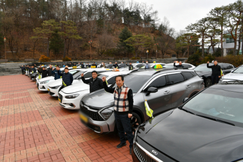 영주시, 가을 축제는 차 맡기고 '반띵관광택시'로 즐기세요