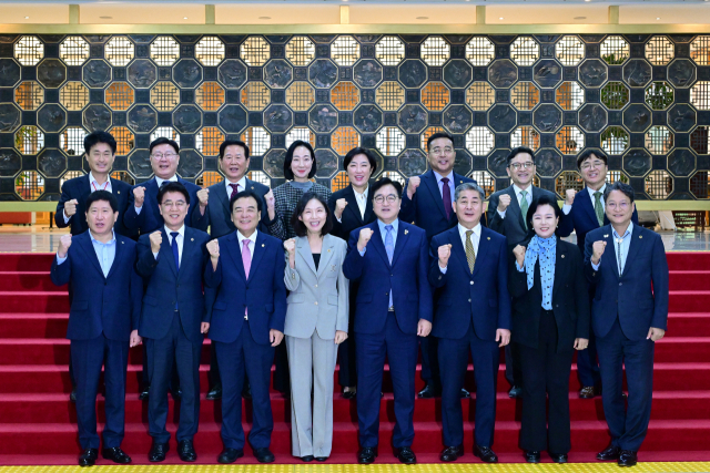 경상북도의회(부의장 배진석)는 24일 오전 10시부터 11시 30분까지 국회 본관 접견실에서 열린 