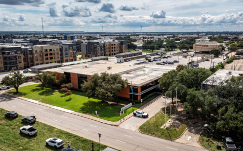 美이민당국 시설에 총격, 1명 사망·2명 중상