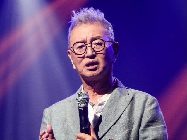 전유성. 가족엔터테인먼트 제공, 매일신문 DB.