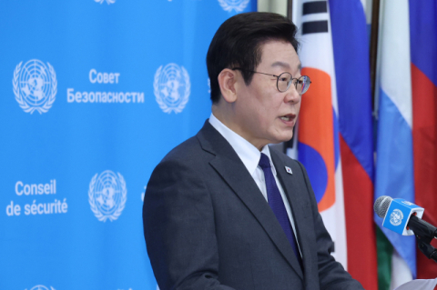 통역 중 퇴장한 李…이준석 