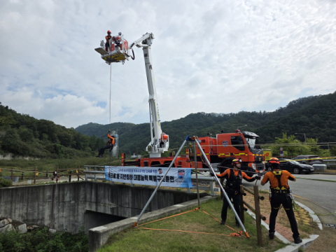 대구동부소방서, 지반침하 대응능력 강화 특별구조훈련 실시