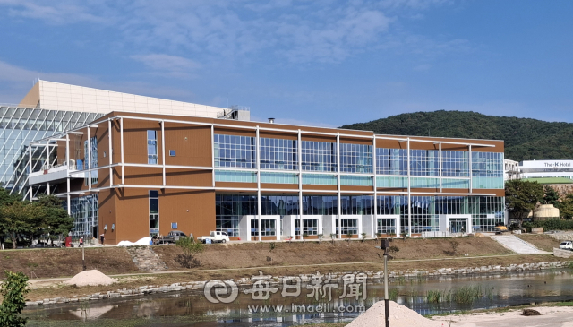 APEC 정상회의 기간 중에 사용할 국제미디어센터 모습.김진만 기자