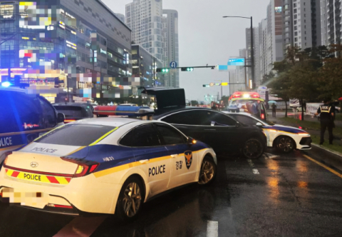 훔친 차로 40㎞ 도주…공포탄·실탄·테이저건 5발에 멈춘 20대 