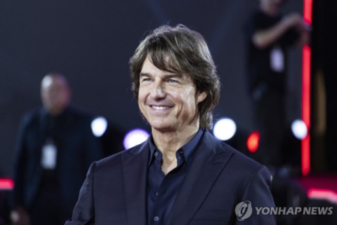 '미션 임파서블' 톰 크루즈, 26세 연하와의 네 번째 결혼식은 우주에서?