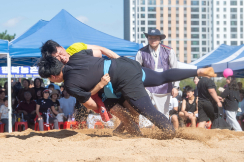 제3회 고아읍민 씨름대회, 화합의 힘으로 성황리 개최