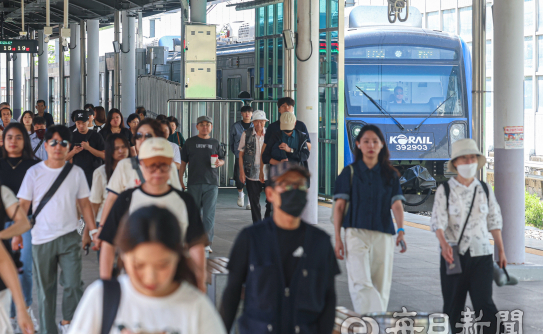 '청도 사고 여파' 대경선 지연 일상화…출퇴근 승객 아우성